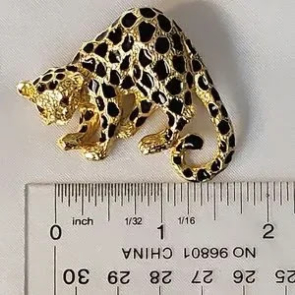 Vintage Park Lane Spotted Leapard Brooch/ Pendant